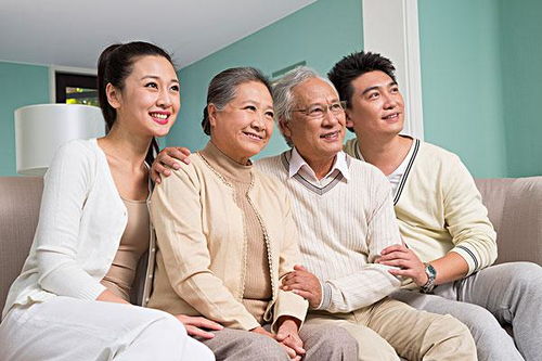 代際扶持與親情邊界 帶娃三年收五千，為何一句“辛苦費”刺痛兩家心？